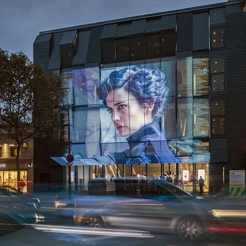 Outdoor Mesh Screen Display